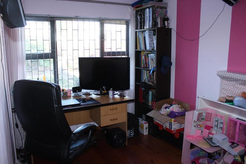 6 Bedroom Property for Sale in Glen Lilly Western Cape